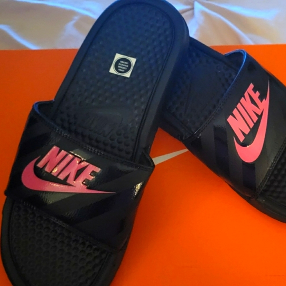Women Nike Flip Flop
